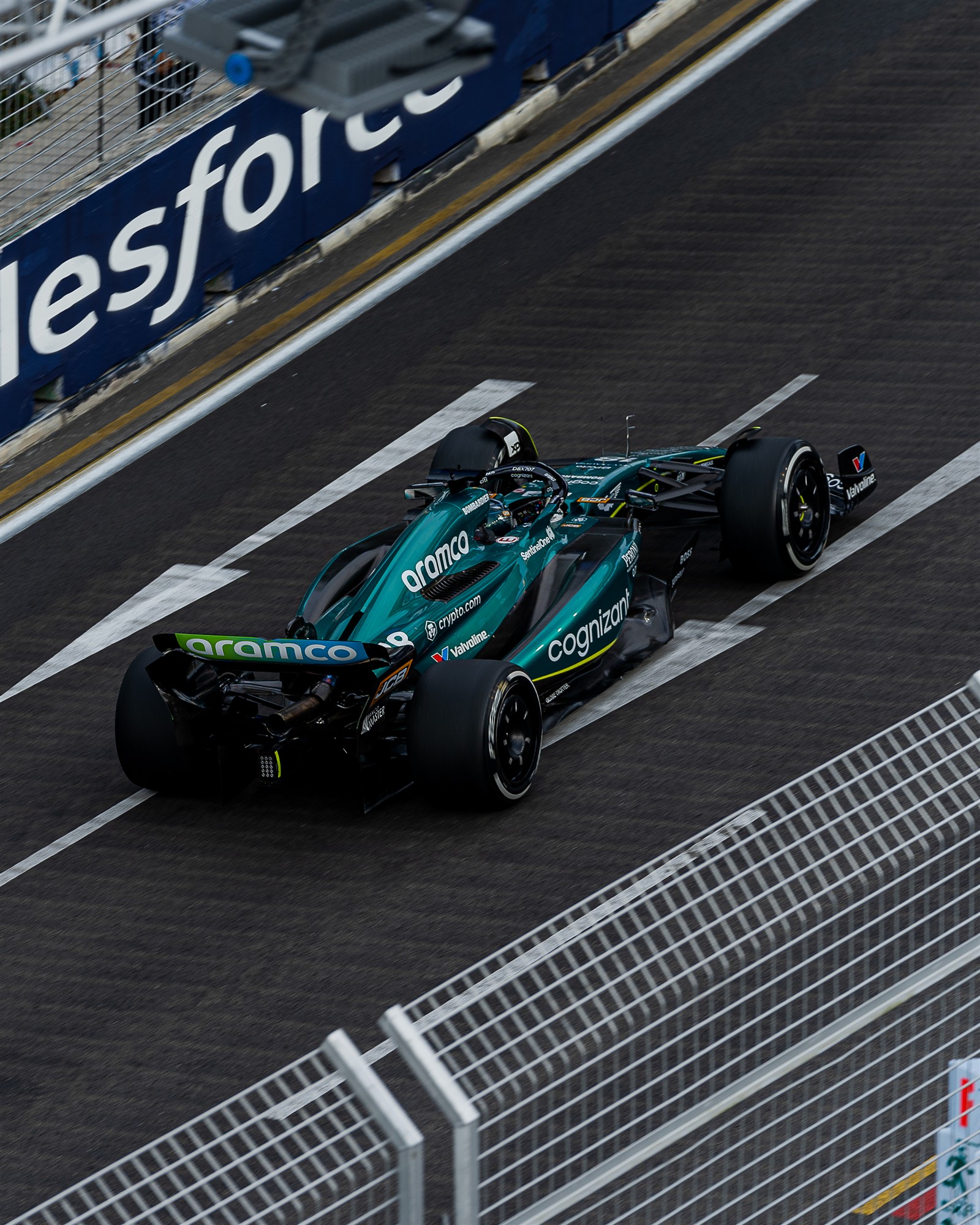 f1 detail